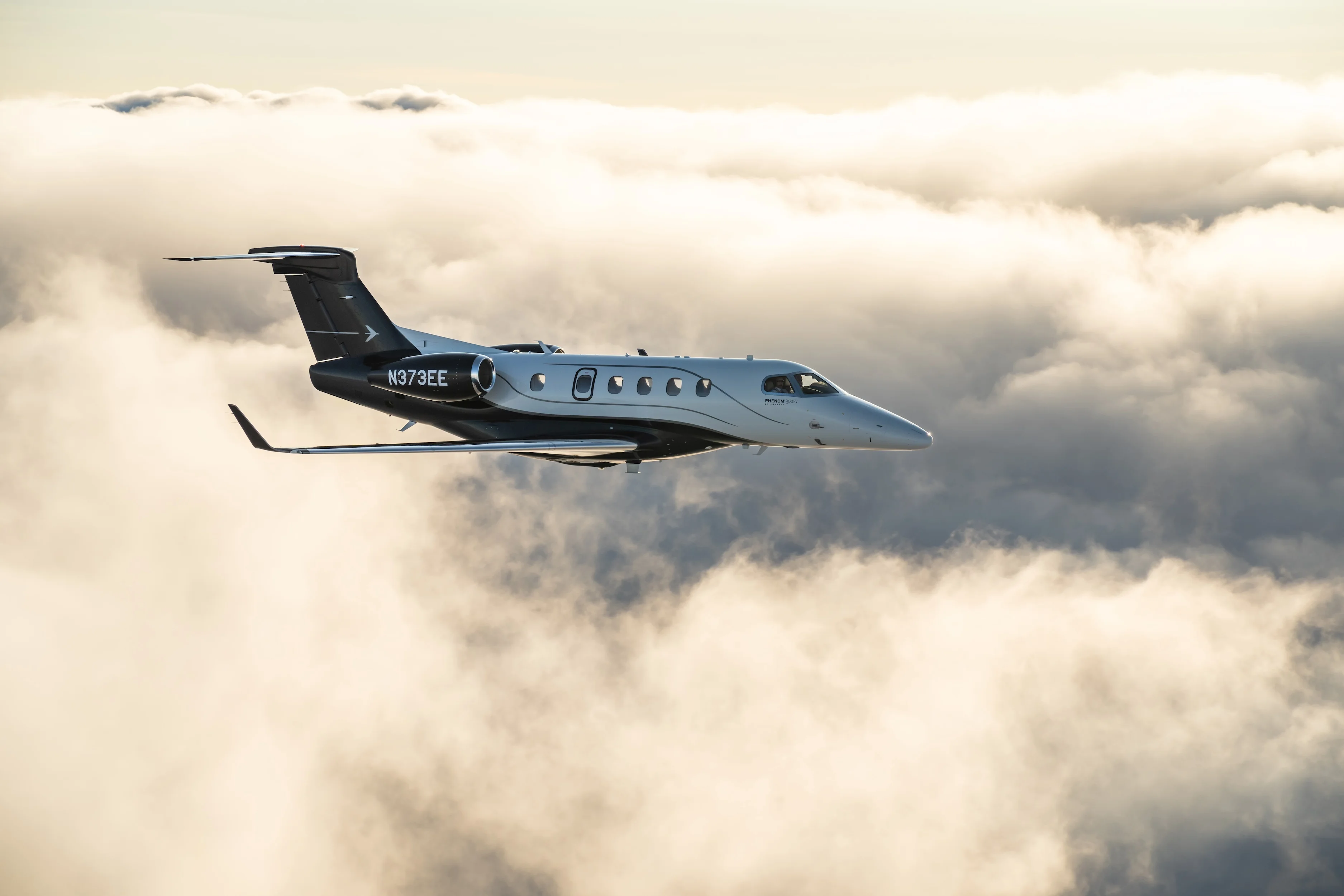 Embraer Phenom 300